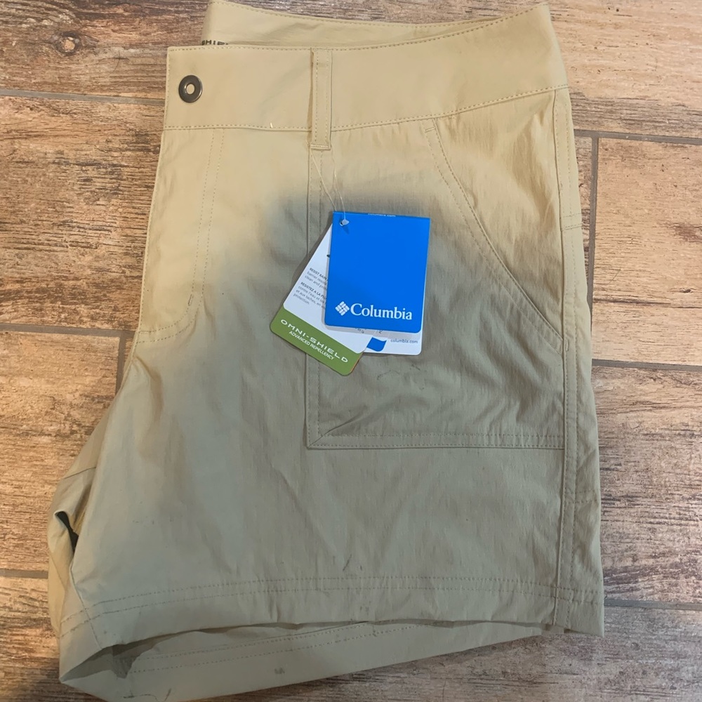 Columbia Omni-Shield Tan shorts